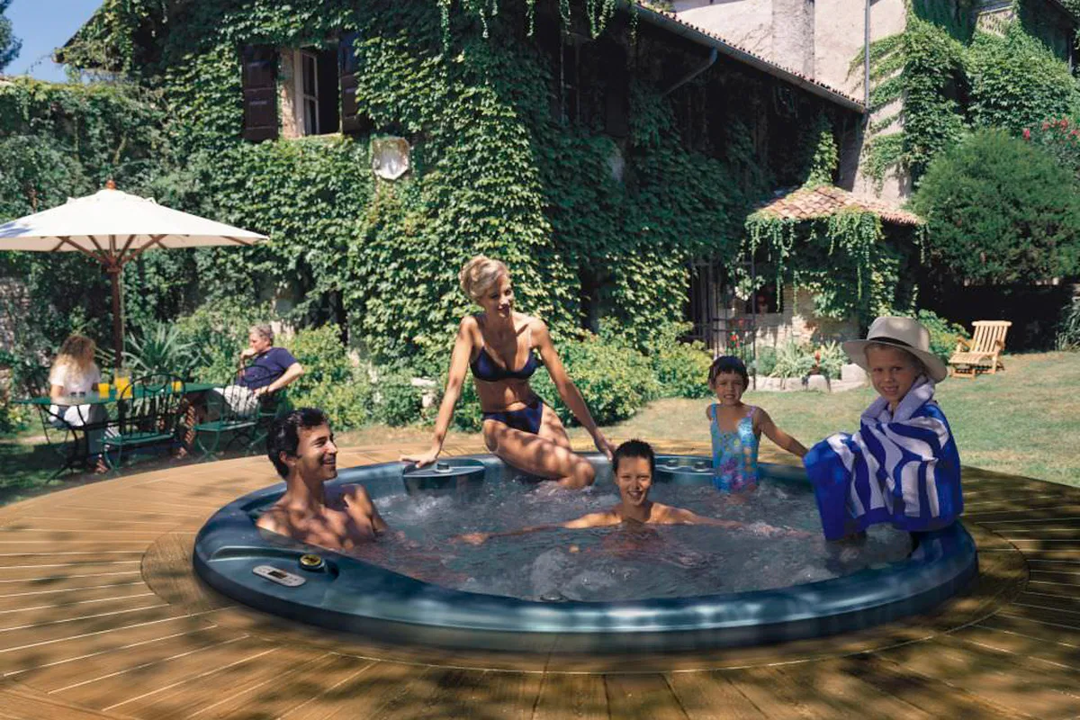 Jacuzzi – Maxi Alimia