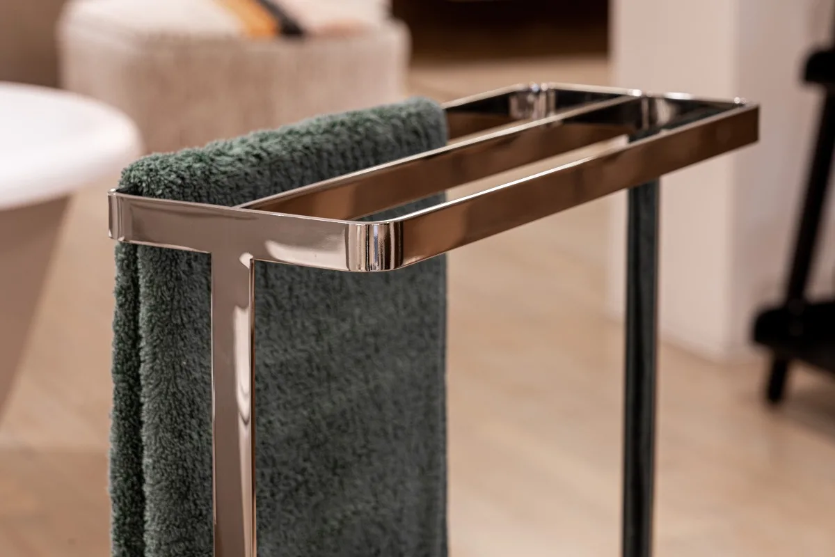 agape_asciugamani_portasalviette_bagno_design_sconto_brocanelli_ancona-1